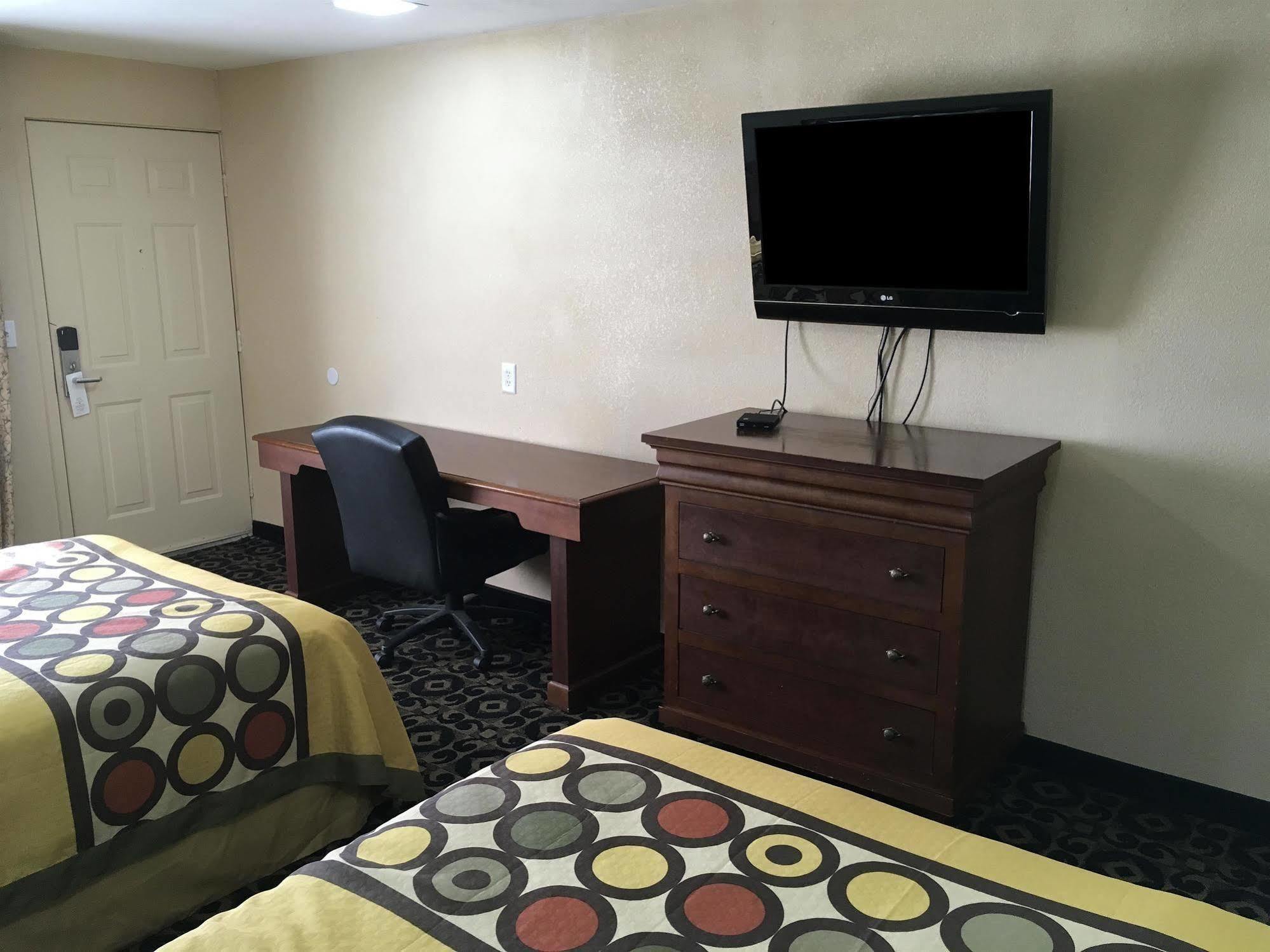 Americas Best Value Inn คัลแมน ภายนอก รูปภาพ